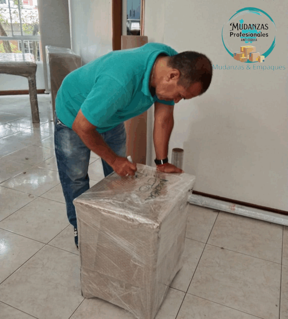 Servicio de embalaje con personal especializado